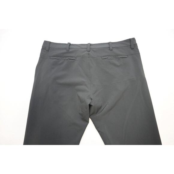 Saks Fifth Ave Golf Pants Performance Black Flat Athletic Mens Size 40 x 32 - Picture 8 of 8